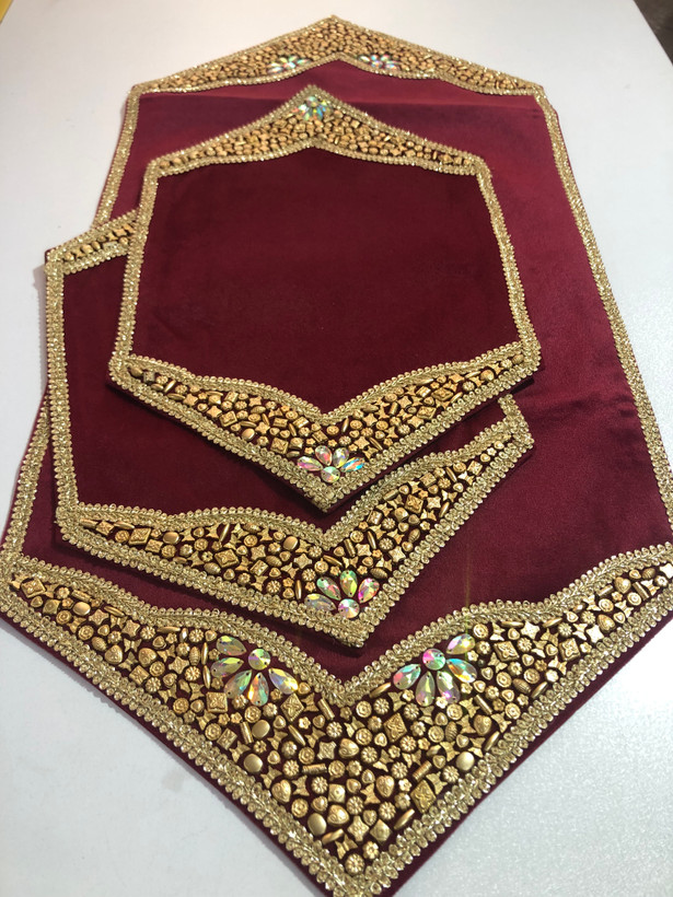 رویزی جاو مبلی مخمل سنگدوزی ارغوانی